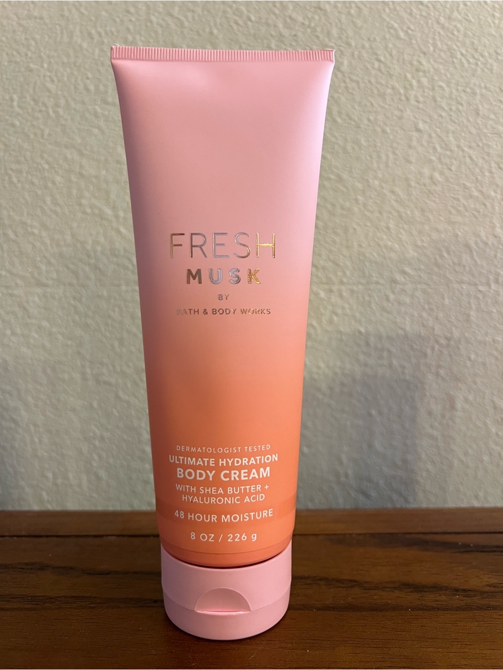 Bath & Body Works Fresh Musk Body Cream, Brand New